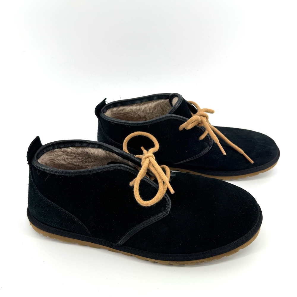 UGG Neumel Chukka Boots Women 9 Black Suede Shearling Lined Winter Fall Cozy